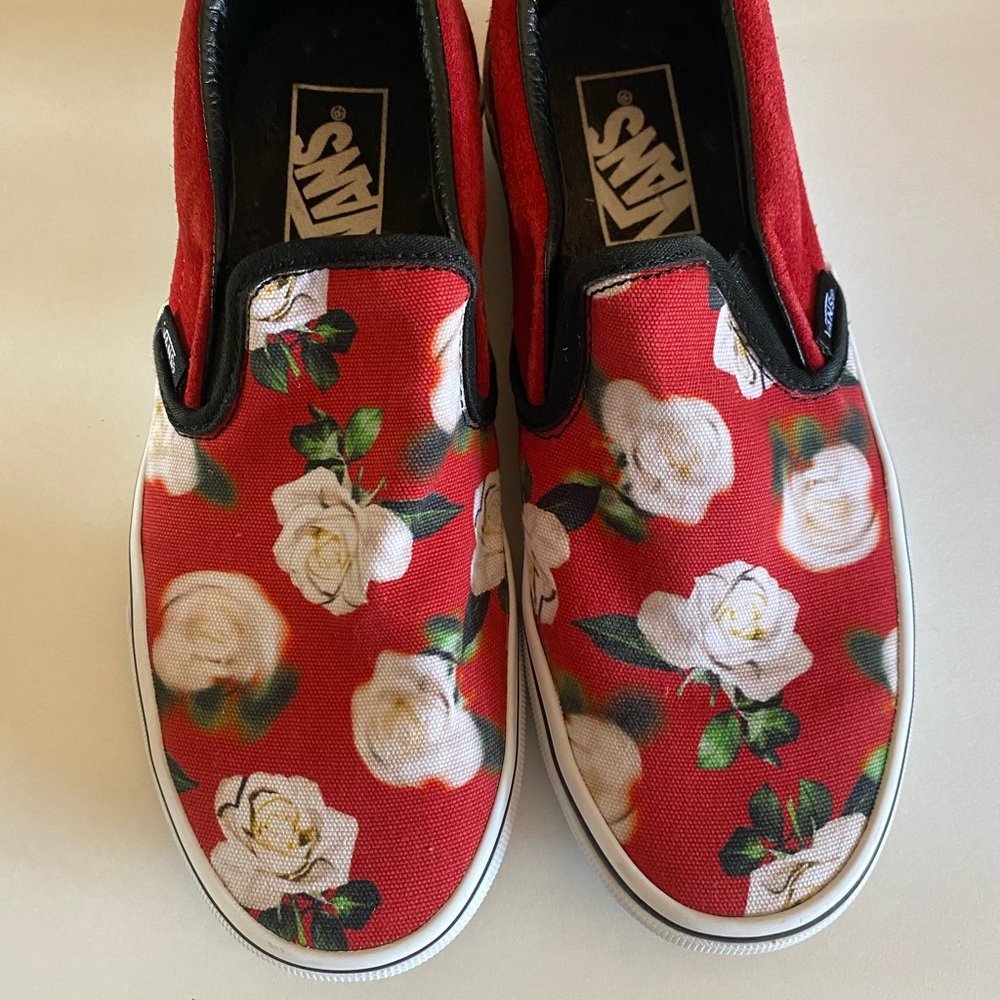 Floral red vans size 6.5